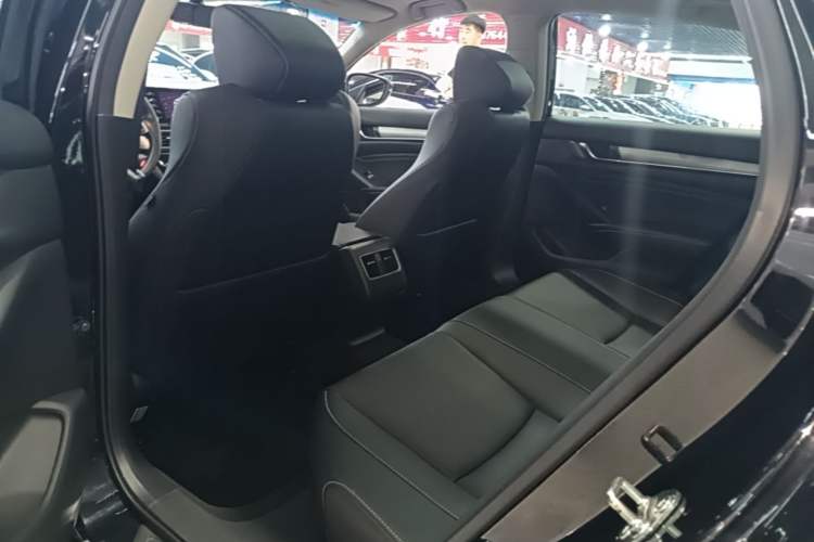 Used Honda Inspire 2019 260TURBO Elegant Edition China VI Emission Standard Left Rear Seat