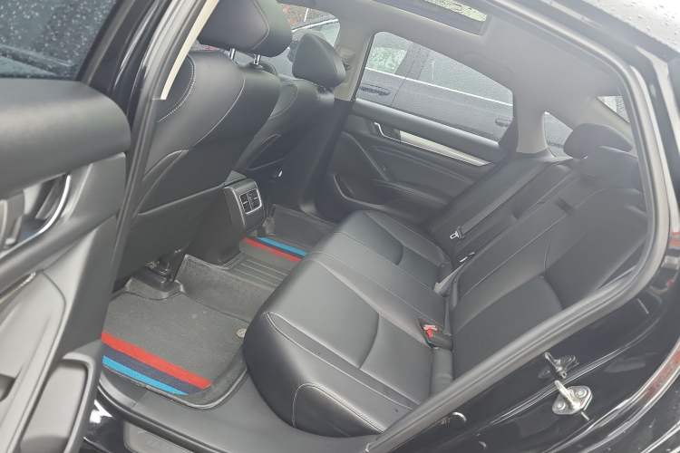 Used Honda Inspire 2019 260TURBO Elegant Edition China VI Emission Standard Left Rear Seat