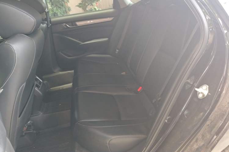 Used Honda Inspire 2019 260TURBO Elegant Edition China VI Emission Standard Left Rear Seat