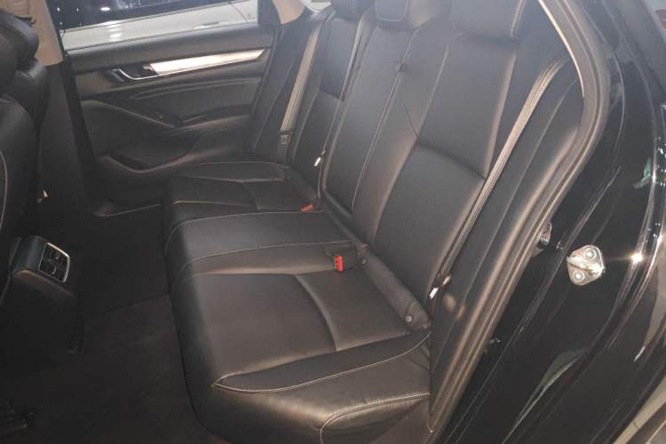 Used Honda Inspire 2019 260TURBO Elegant Edition China VI Emission Standard Left Rear Seat