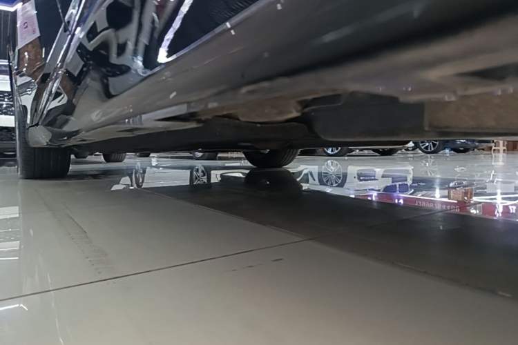 Used Honda Inspire 2019 260TURBO Elegant Edition China VI Emission Standard Left Side Sill