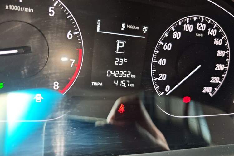 Used Honda Inspire 2019 260TURBO Elegant Edition China VI Emission Standard Odometer Close Up
