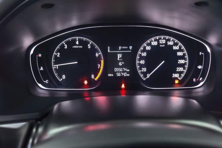 Used Honda Inspire 2019 260TURBO Elegant Edition China VI Emission Standard Odometer Close Up