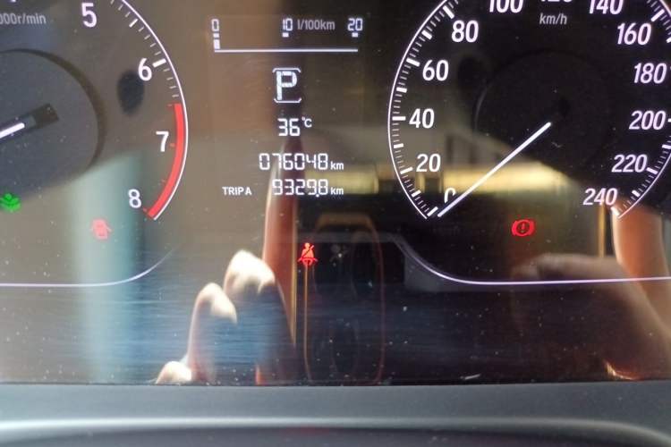 Used Honda Inspire 2019 260TURBO Elegant Edition China VI Emission Standard Odometer Close Up
