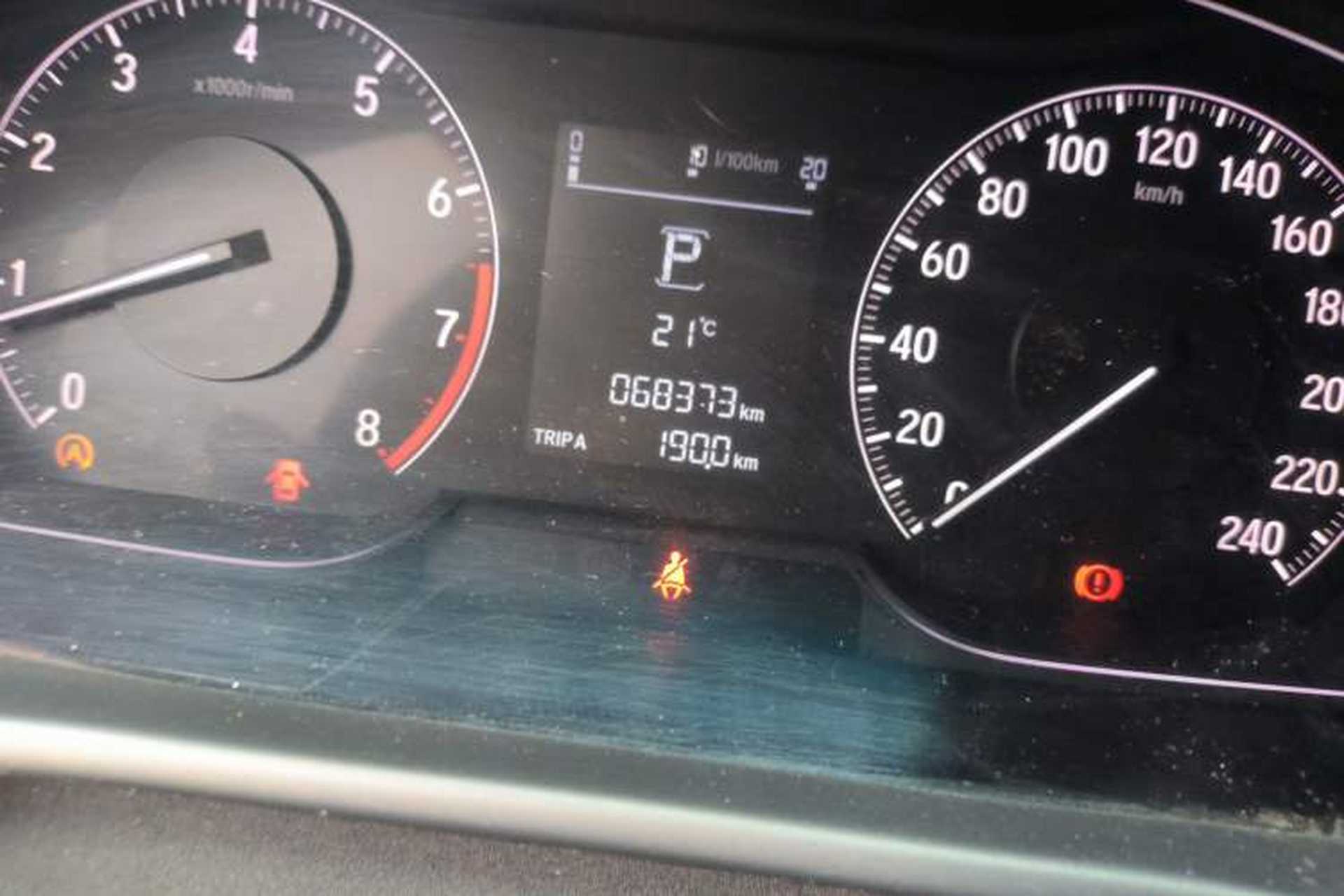 Used Honda Inspire 2019 260TURBO Elegant Edition China VI Emission Standard Odometer Close Up