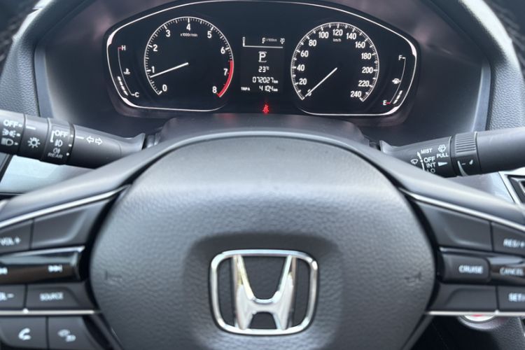 Used Honda Inspire 2019 260TURBO Elegant Edition China VI Emission Standard Odometer Close Up