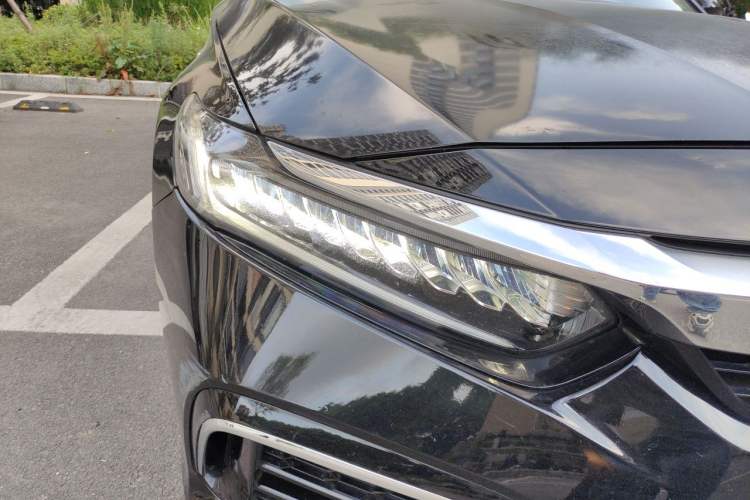 Used Honda Inspire 2019 Rui Hybrid 2.0L Jing Shang Edition China V Emission Standard Right Front Headlight