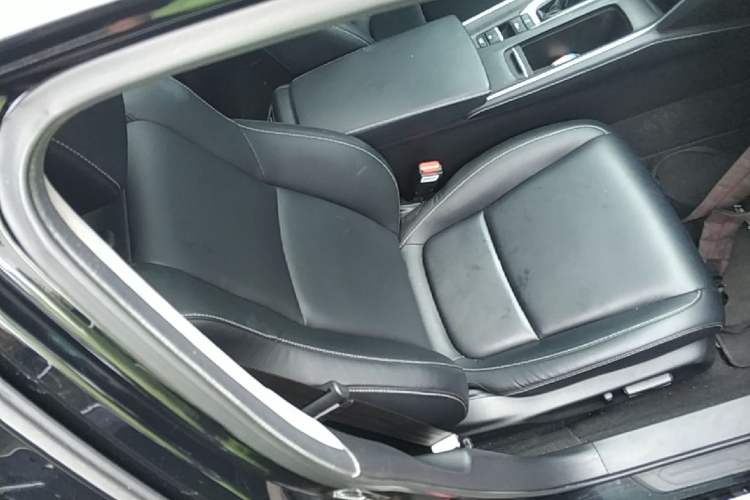 Used Honda Inspire 2019 260TURBO Elegant Edition China VI Emission Standard Right Front Seat