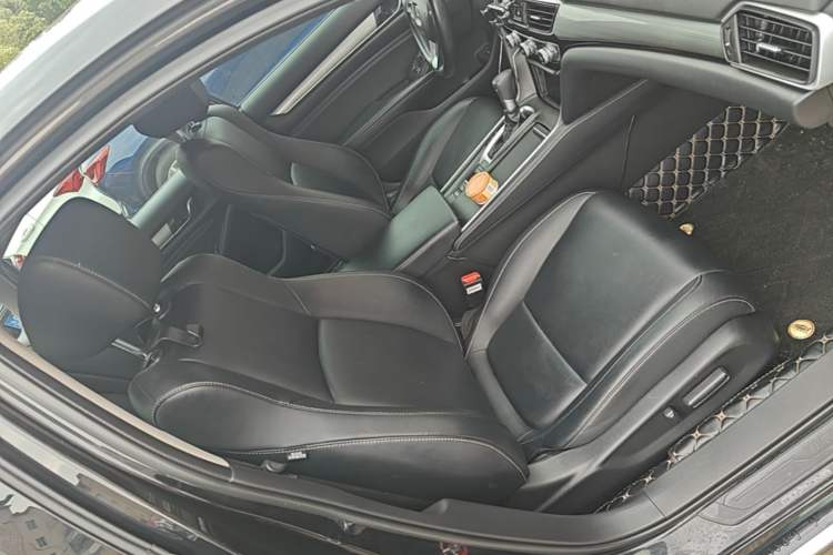 Used Honda Inspire 2019 260TURBO Elegant Edition China VI Emission Standard Right Front Seat
