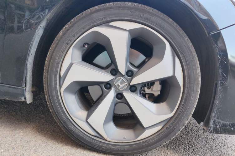 Used Honda Inspire 2019 Rui·Hybrid 2.0L Jing Shang Edition China VI Right Front Wheel Hub