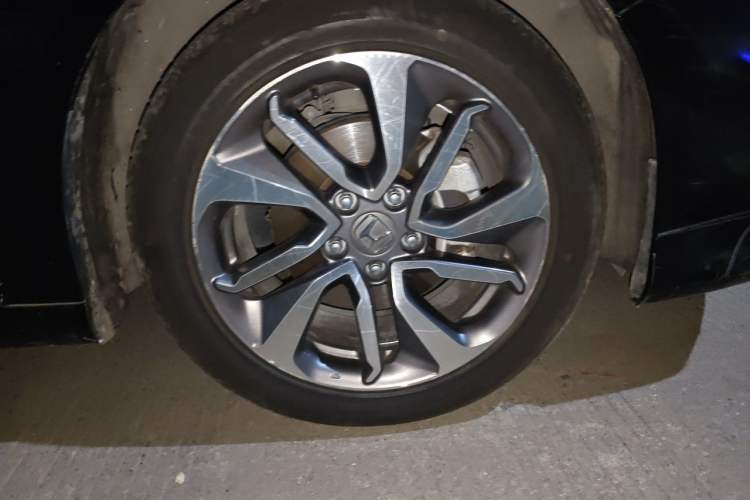 Used Honda Inspire 2019 260TURBO Elegant Edition China VI Emission Standard Right Front Wheel Hub