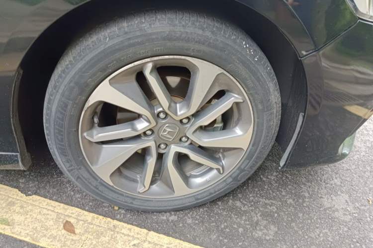 Used Honda Inspire 2019 260TURBO Elegant Edition China VI Emission Standard Right Front Wheel Hub