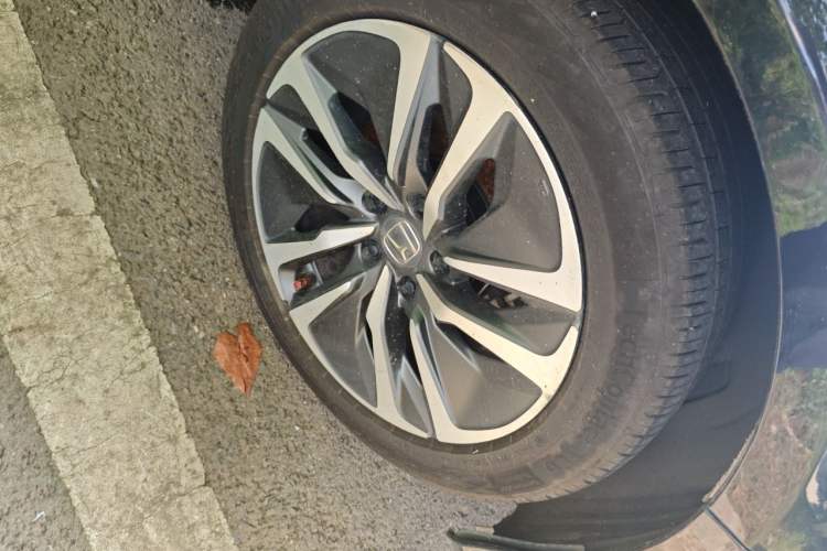 Used Honda Inspire 2019 Rui Hybrid 2.0L Jingya Edition China V Emission Standard Right Front Wheel Hub