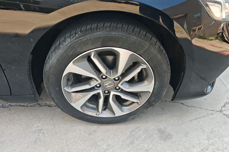 Used Honda Inspire 2019 260TURBO Elegant Edition China VI Emission Standard Right Front Wheel Hub