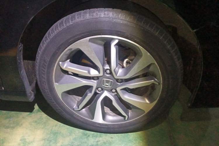 Used Honda Inspire 2019 260TURBO Elegant Edition China VI Emission Standard Right Front Wheel Hub