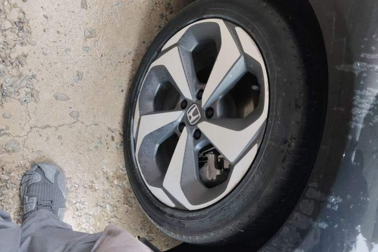 Used Honda Inspire 2019 Rui·Hybrid 2.0L Jing Shang Edition China VI Right Front Wheel Hub