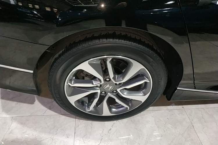 Used Honda Inspire 2019 260TURBO Elegant Edition China VI Emission Standard Right Rear Wheel Hub