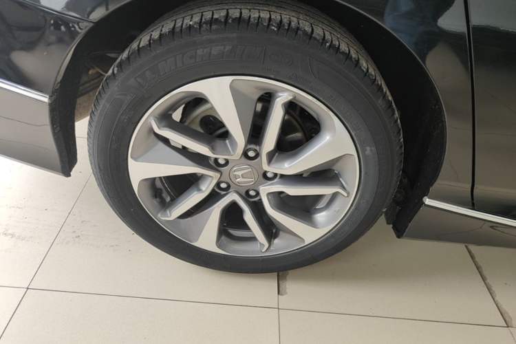Used Honda Inspire 2019 260TURBO Jingyue Edition China VI Right Rear Wheel Hub