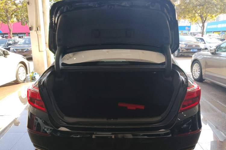 Used Honda Inspire 2019 260TURBO Elegant Edition China VI Emission Standard Trunk