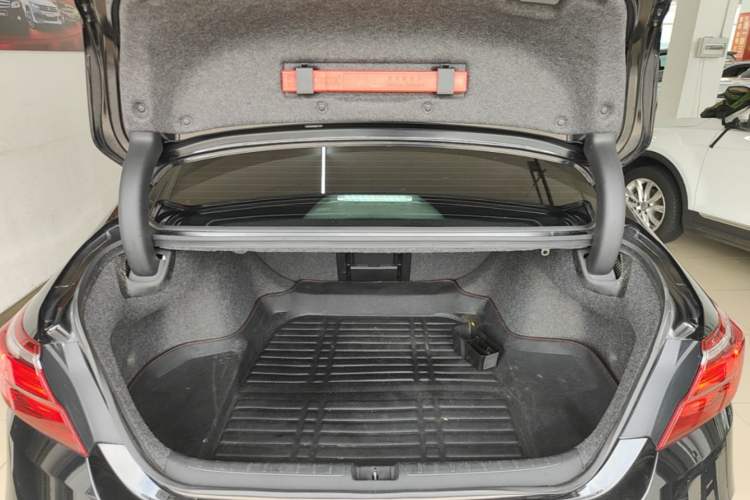 Used Honda Inspire 2019 260TURBO Jingyue Edition China VI Trunk