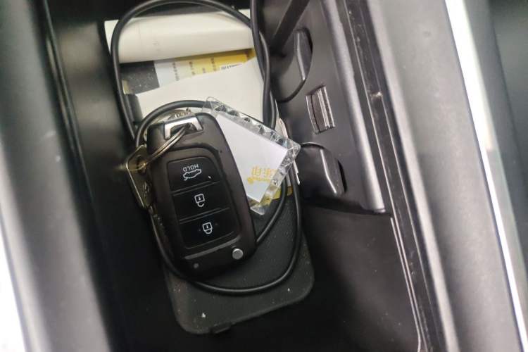 Used Honda Inspire 2019 260TURBO Elegant Edition China VI Emission Standard Vehicle Key