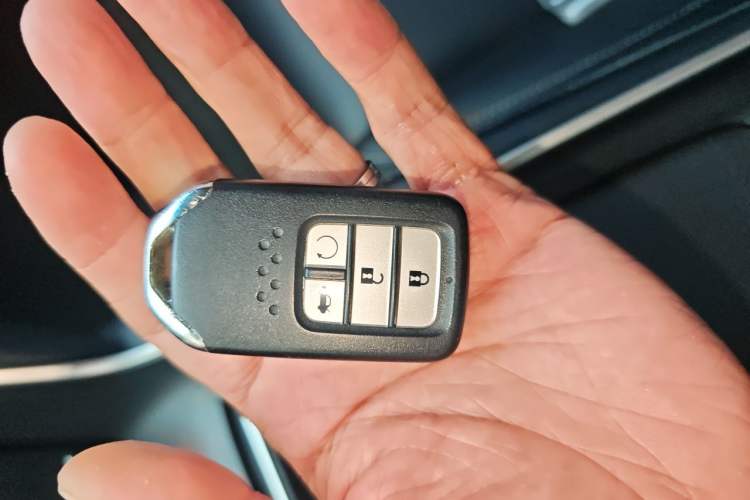 Used Honda Inspire 2019 260TURBO Elegant Edition China VI Emission Standard Vehicle Key
