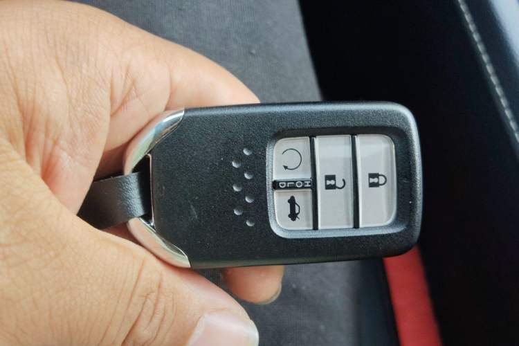 Used Honda Inspire 2019 260TURBO Elegant Edition China VI Emission Standard Vehicle Key
