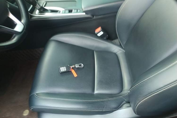 Used Honda Inspire 2019 260TURBO Elegant Edition China VI Emission Standard Vehicle Key
