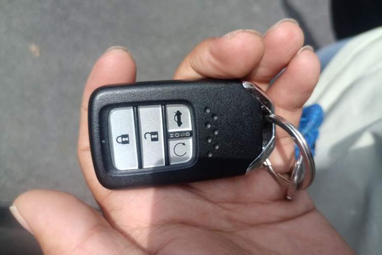 Used Honda Inspire 2019 260TURBO Elegant Edition China VI Emission Standard Vehicle Key