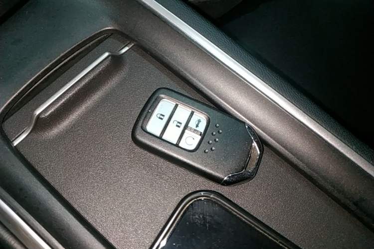 Used Honda Inspire 2019 260TURBO Elegant Edition China VI Emission Standard Vehicle Key