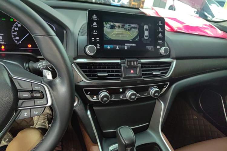 Used Honda Inspire 2019 260TURBO Elite Edition China VI Audio And AC Panel
