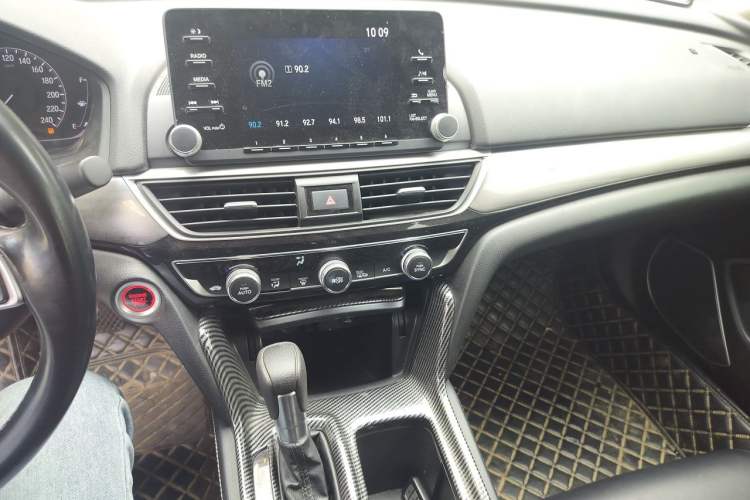 Used Honda Inspire 2019 260TURBO Elegant Edition China V Emission Standard Audio And AC Panel