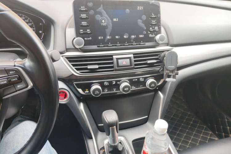 Used Honda Inspire 2019 260TURBO Elegant Edition China VI Emission Standard Audio And AC Panel