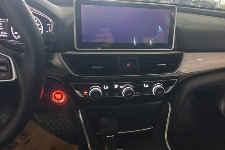 Used Honda Inspire 2019 260TURBO Elegant Edition China VI Emission Standard Audio And AC Panel