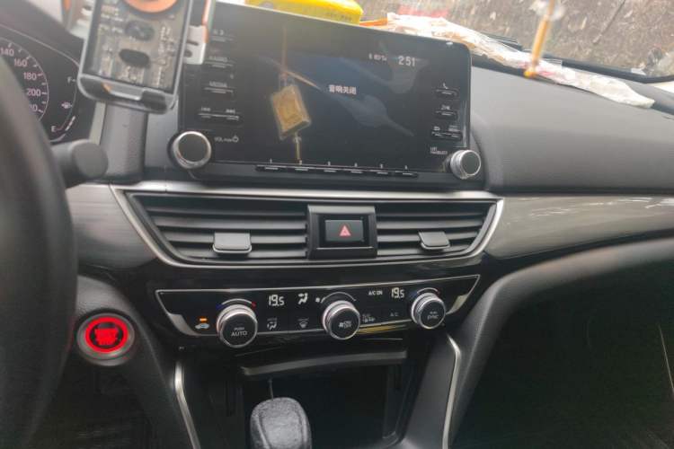 Used Honda Inspire 2019 260TURBO Elegant Edition China V Emission Standard Audio And AC Panel