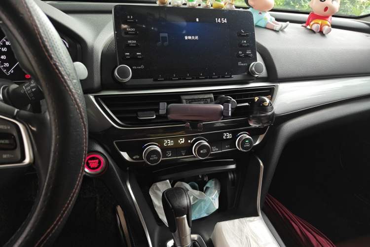 Used Honda Inspire 2019 260TURBO Elegant Edition China VI Emission Standard Audio And AC Panel