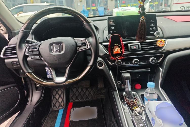 Used Honda Inspire 2019 260TURBO Elegant Edition China VI Emission Standard Center Console