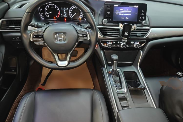 Used Honda Inspire 2019 260TURBO Elegant Edition China VI Emission Standard Center Console