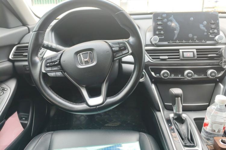 Used Honda Inspire 2019 260TURBO Elegant Edition China VI Emission Standard Center Console