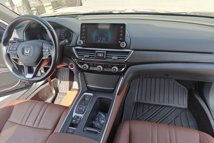 Used Honda Inspire 2019 Rui·Hybrid 2.0L Jingyue Edition China VI Emission Standard Center Console