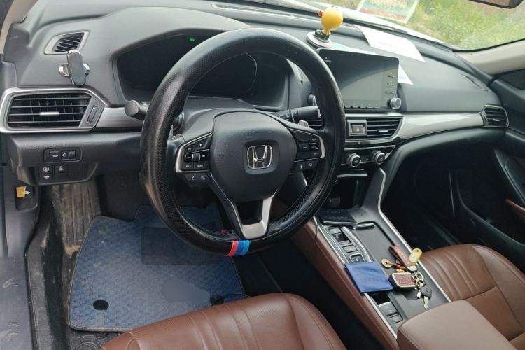 Used Honda Inspire 2019 Rui Hybrid 2.0L Jing Shang Edition China V Emission Standard Center Console