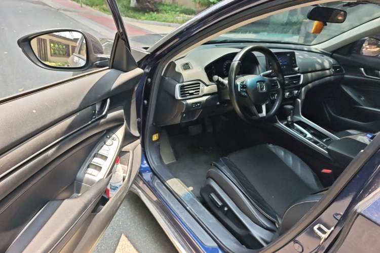 Used Honda Inspire 2019 260TURBO Elegant Edition China VI Emission Standard Driver Seat