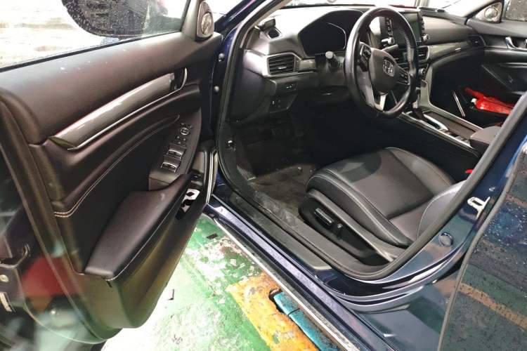 Used Honda Inspire 2019 260TURBO Elegant Edition China VI Emission Standard Driver Seat