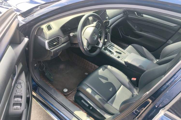 Used Honda Inspire 2019 260TURBO Elegant Edition China VI Emission Standard Driver Seat