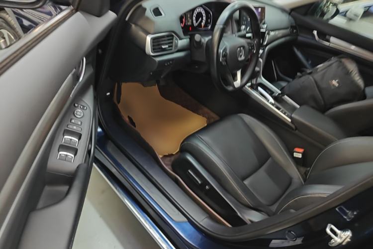 Used Honda Inspire 2019 260TURBO Elegant Edition China VI Emission Standard Driver Seat