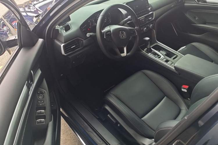 Used Honda Inspire 2019 260TURBO Elegant Edition China VI Emission Standard Driver Seat