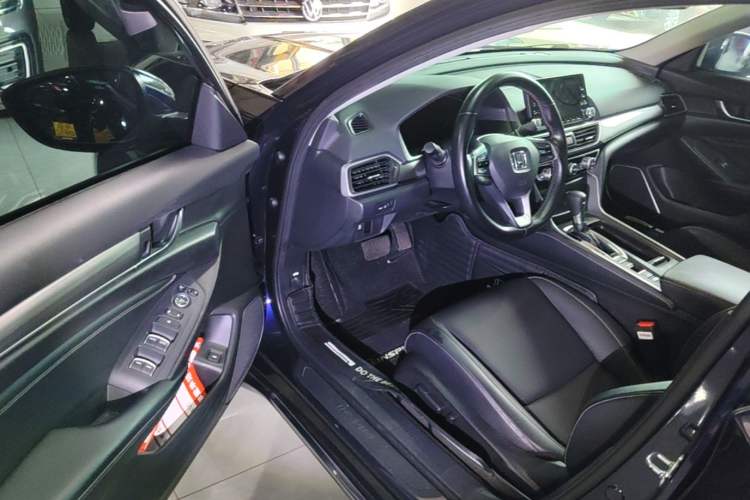Used Honda Inspire 2019 260TURBO Elegant Edition China VI Emission Standard Driver Seat