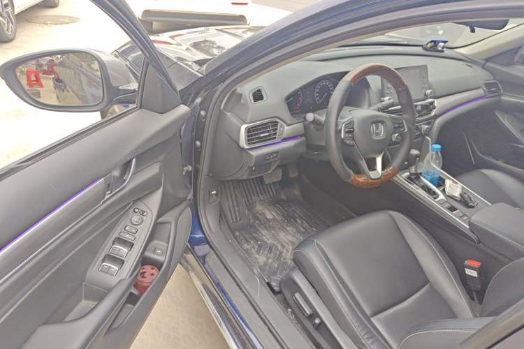 Used Honda Inspire 2019 260TURBO Elegant Edition China VI Emission Standard Driver Seat