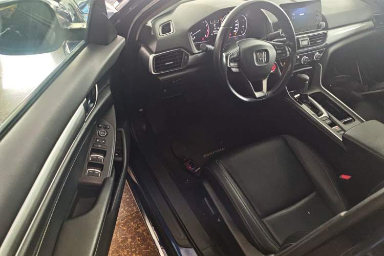 Used Honda Inspire 2019 260TURBO Elegant Edition China VI Emission Standard Driver Seat