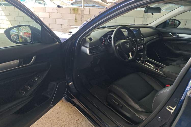 Used Honda Inspire 2019 260TURBO Elegant Edition China VI Emission Standard Driver Seat